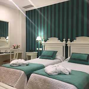 *** Hotel Adriano Boutique Spagna